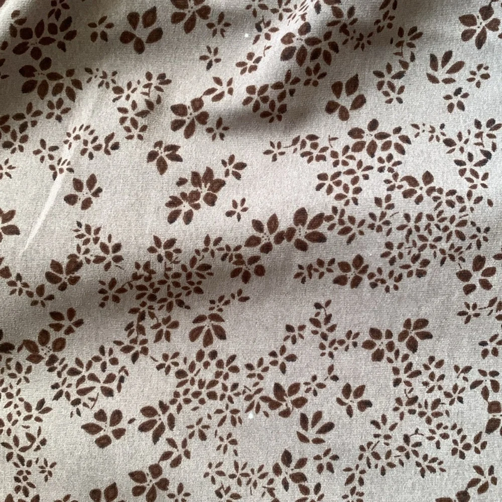 Floral Ruffle Blouse - Brown - Picture 11 of 16